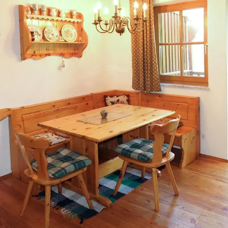 Apartament Kunzhof-5 By Interhome